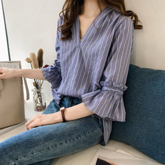 Korean Stripe White/blue Blouse Women Fashion Office Lady Casual Shirt Flare Sleeve Pullover Casual Loose Tops Spring New