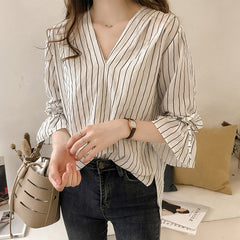 Korean Stripe White/blue Blouse Women Fashion Office Lady Casual Shirt Flare Sleeve Pullover Casual Loose Tops Spring New